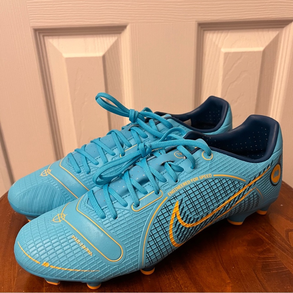 Nike Mercurial Vapor 14 Academy FG Soccer Cleats Men’s Size 6.5 DJ2869-484
